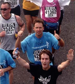 Nigel Platt (centre) running the London Marathon