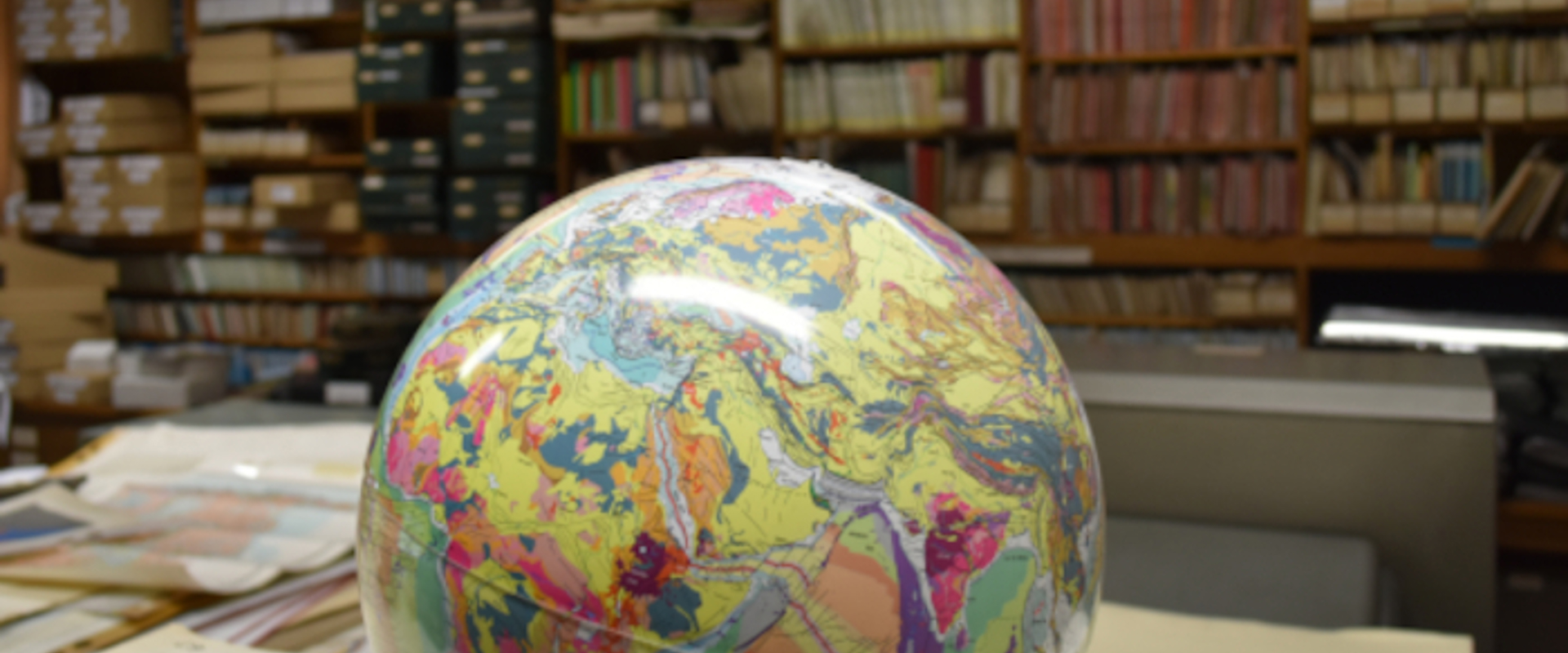 The Map Room of the Geological Society featuring a geological globe of the Earth front and centre.